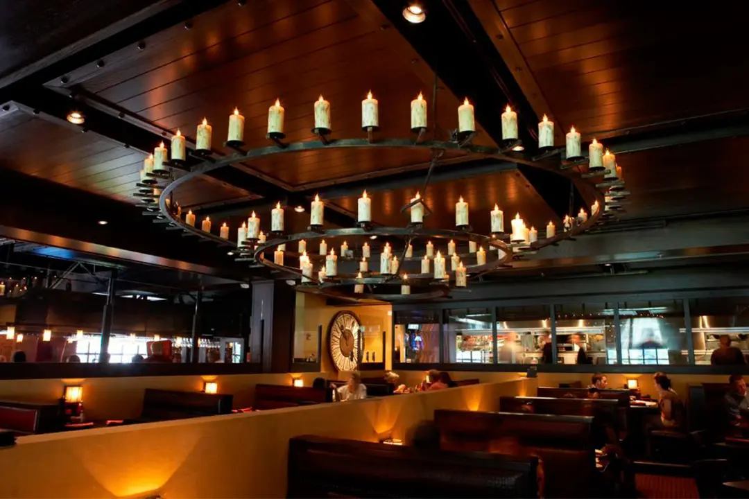 Jack-Stack-BBQ-Plaza-16