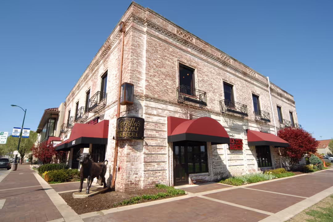 Jack-Stack-BBQ-Plaza-20