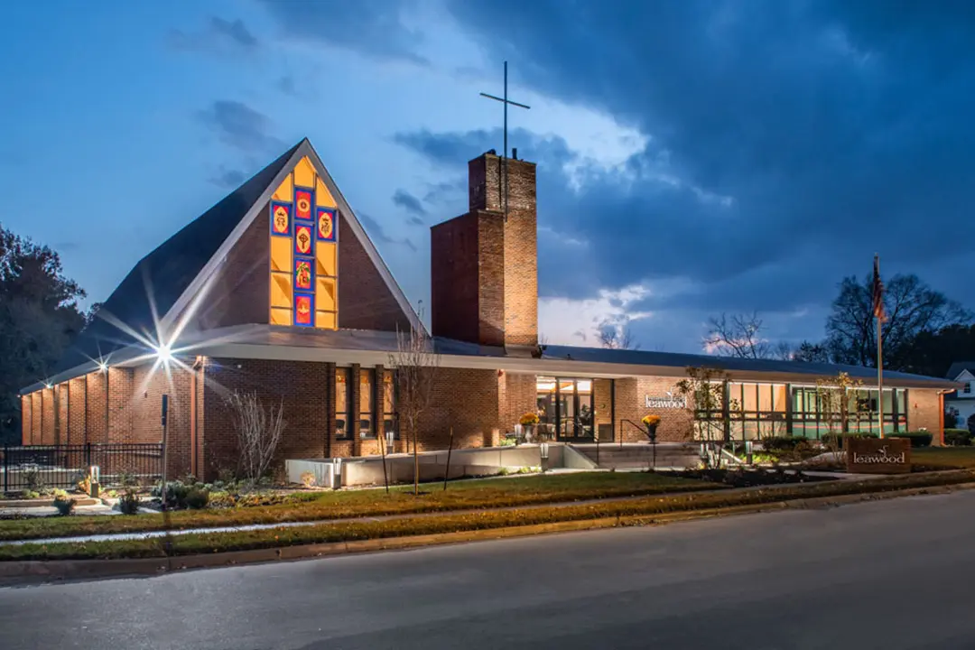 Leawood-Presbyterian-Church-1