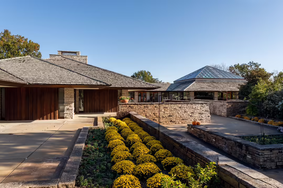 Powell-Gardens-Visitor-Center-14
