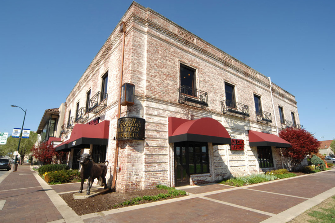 Jack-Stack-BBQ-Plaza-20